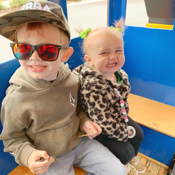 Hi, I'm Staci. Make me an offer! ❣️ - Picture 3 of 6